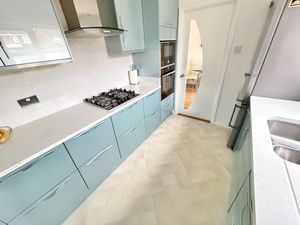 St. Kilda Close Stanney Oaks